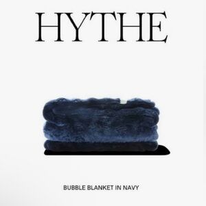 NWT Hythe Blue Bubble Blanket